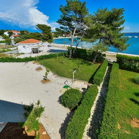 Apartments In House Liveric, In Vir At The Beach Exterior foto