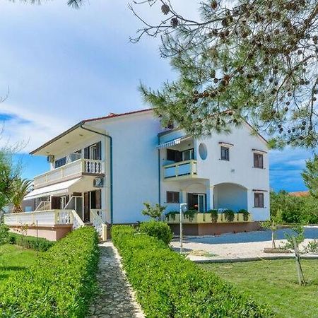 Apartments In House Liveric, In Vir At The Beach Exterior foto